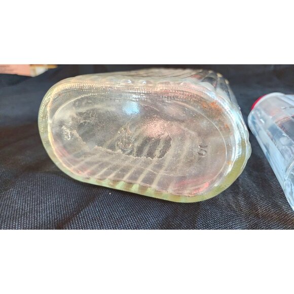 2 Milk Water Antique Vintage Ribbed Glass Bottles With Red Caps Anchor Hocking - Picture 11 of 13